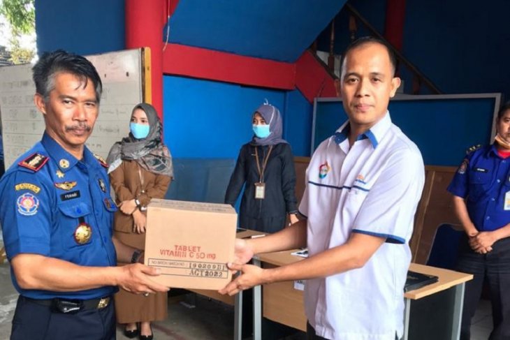 Kimia Farma Jambi kirim ribuan vitamin bantu penanganan COVID-19