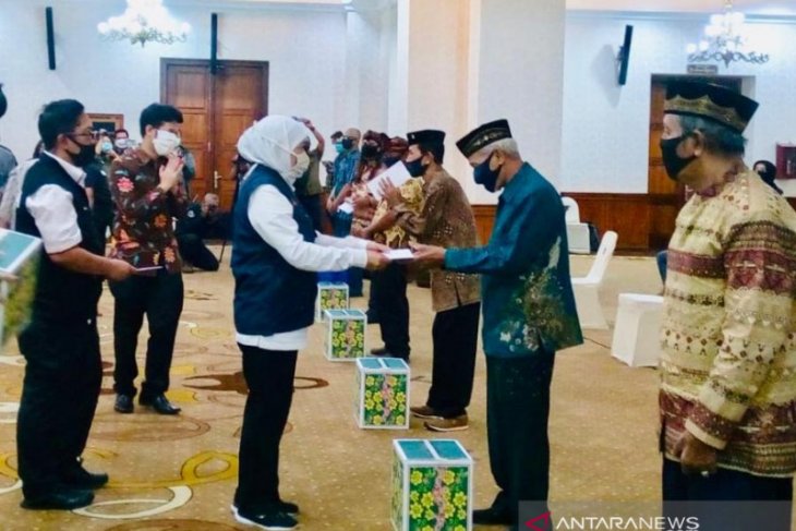 Seniman dan juru pelihara cagar budaya Jatim peroleh penghargaan