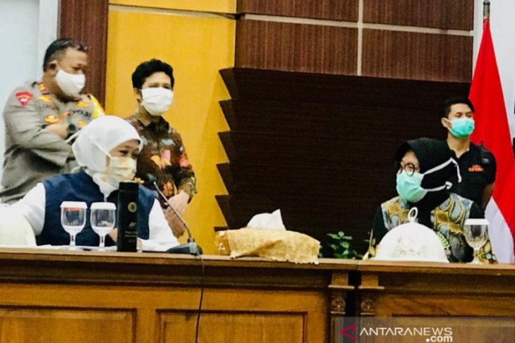 Gubernur Jatim: Surabaya, sebagian Sidoarjo/Gresik, sepakat PSBB