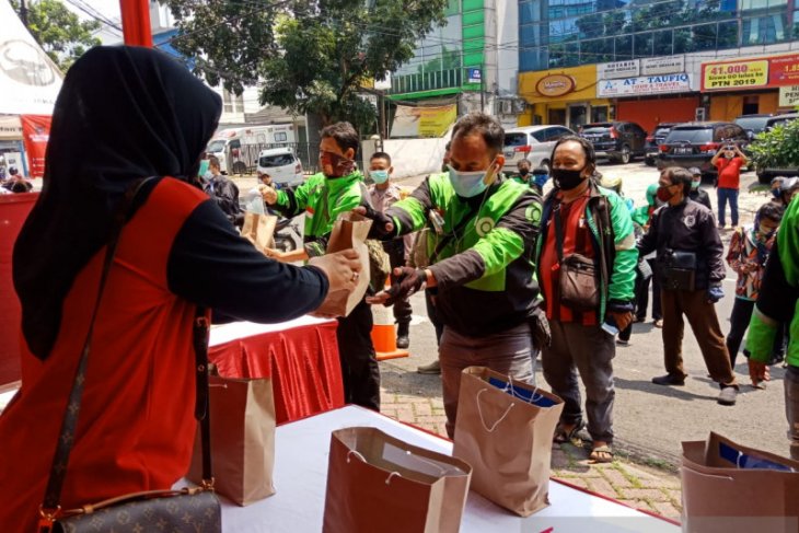 PDI Perjuangan Jakarta buka dapur umum untuk rakyat terdampak COVID-19