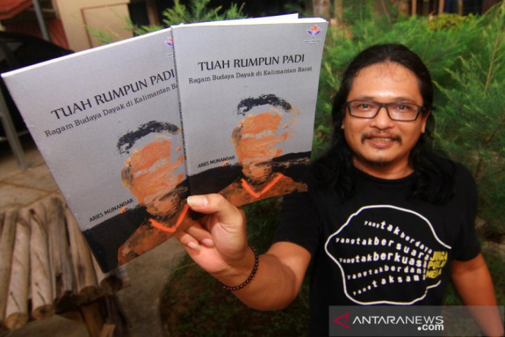 Buku Tuah Rumpun Padi