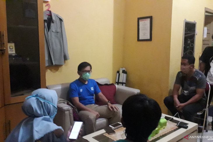Gugus Tugas bantah isu satu perempuan di Parittiga positif COVID-19