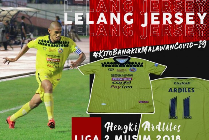 Semen Padang FC lelang jersey demi tim medis COVID-19