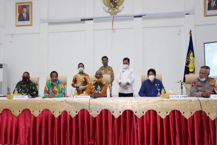 Papua extends large-scale social restrictions until May 6