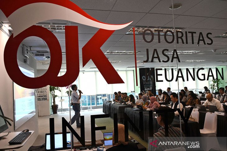 OJK ungkap tantangan perlindungan konsumen di era digital