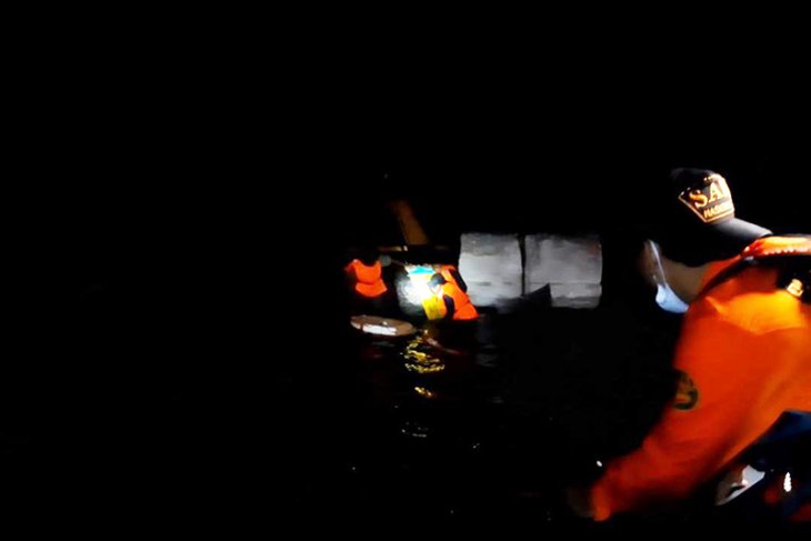 SAR evakuasi tiga nelayan di perairan Aceh Besar