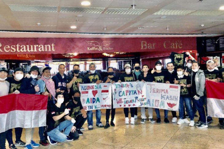 Hundreds of Indonesian crews of Germany's AIDA Cruises return home