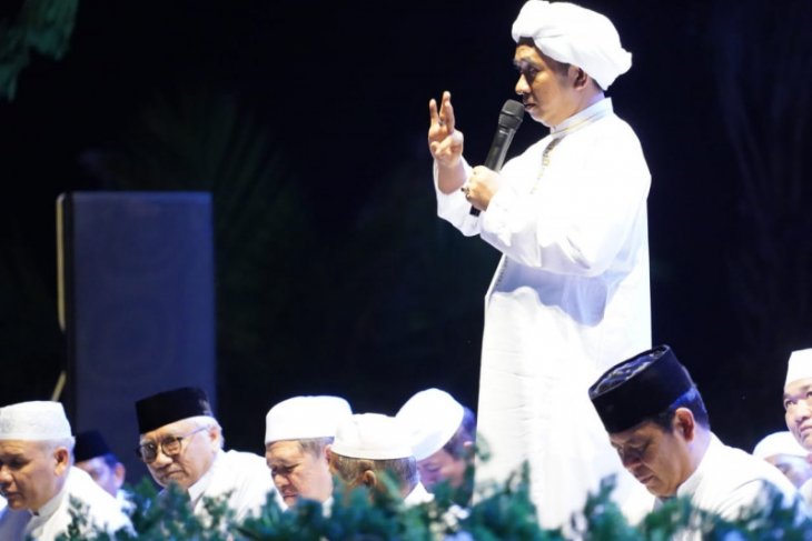 Gubernur: Kalsel kehilangan ulama karismatik KH Ahmad Zuhdiannoor