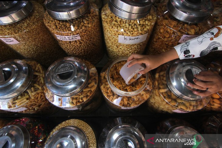 Penjualan Kue Kering Jelang Lebaran Anjlok