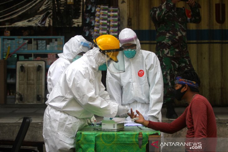 Rapid Test Di Pasar Antasari Banjarmasin