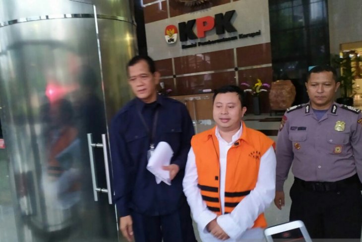 Terbukti ikut menyuap komisioner KPU RI, Saeful Bahri divonis 20 bulan penjara