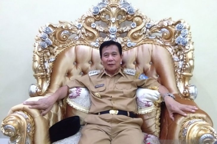 Pemkab Bangka Tengah dorong petani kembangkan bibit lada pola sambung