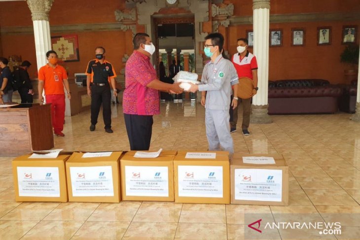 PLTU Celukan Bawang donasikan masker-APD kepada Pemkab Buleleng