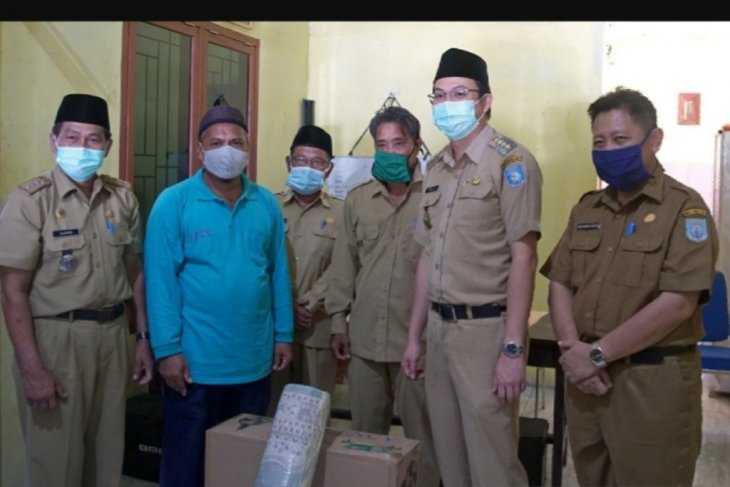 Pemkab Bangka Barat salurkan sejumlah bantuan ke masjid