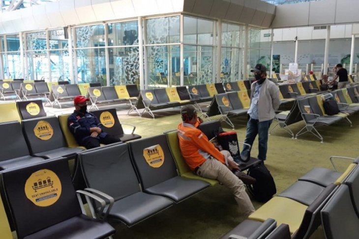 Penumpang hari pertama operasional terminal Bandara Sulthan Thaha Jambi