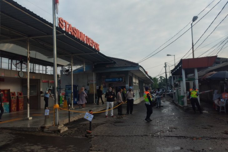 Penumpang KRL harus tunjukkan surat tugas sesuai aturan PSBB