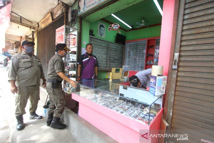 Patroli Penerapan Aturan PSBB Di Kota Banjarmasin