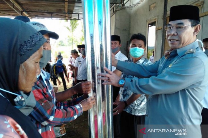 Pemkab Rejang Lebong bantu warga korban angin puting beliung