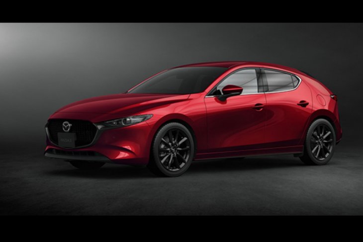 Penjualan Mazda turun 33 persen