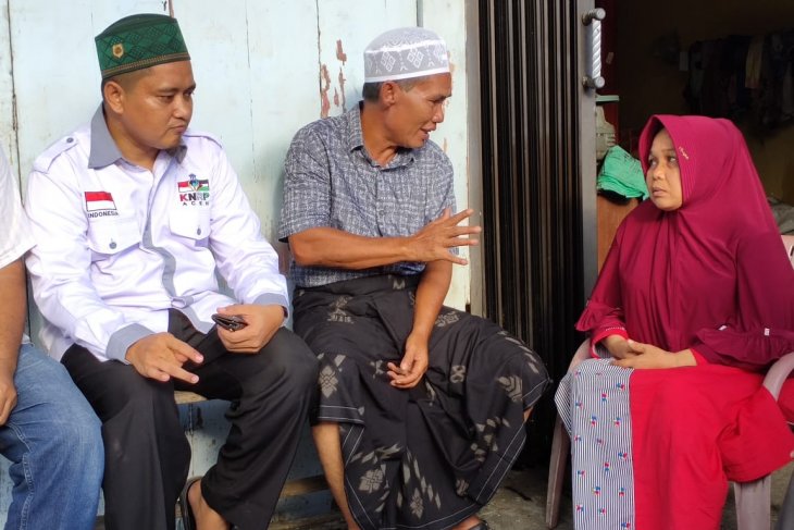 Bupati Abdya kunjungi korban kebakaran di Desa Meudang Ara