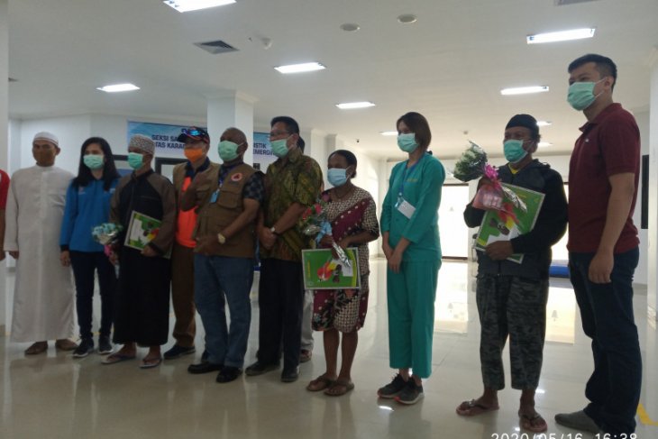 Gubernur Dominggus apresiasi kerja keras tim medis COVID-19