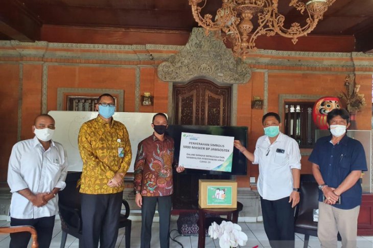 BPJAMSOSTEK bantu 5.000 masker dukung PKM di Kota Denpasar