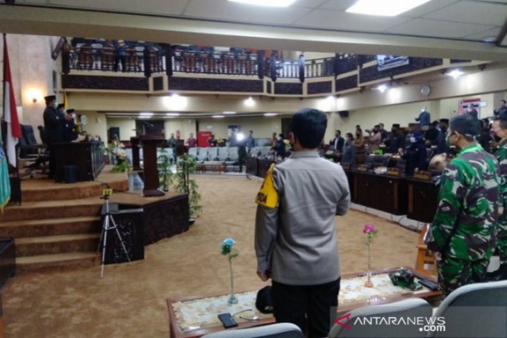 DPRD Kalsel mengharapkan Pemprov