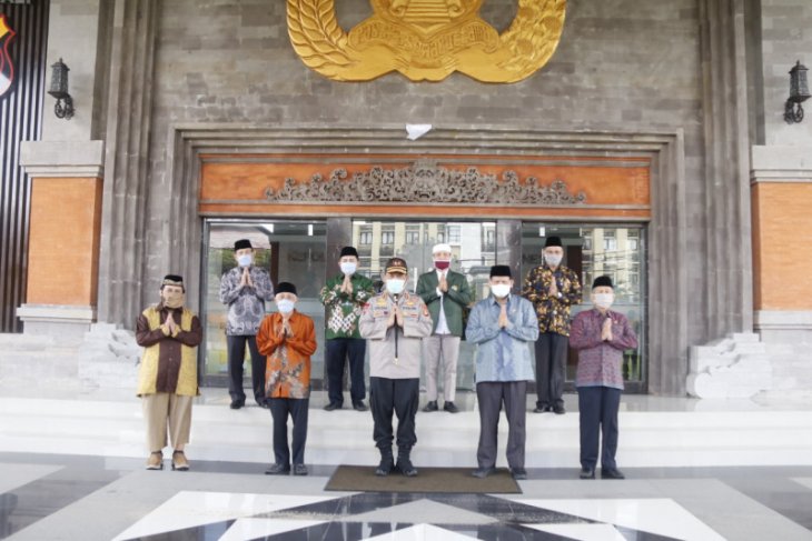 Kapolda Bali imbau masyarakat Shalat Id di rumah