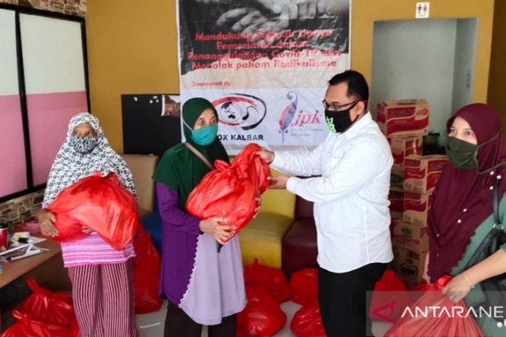 JPK-Velox Kalbar bantu warga terdampak wabah COVID-19