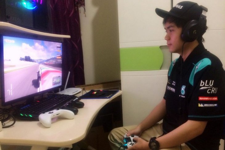 Muhammad Mulkana latihan 10 jam sehari MotoGP Esports 2020