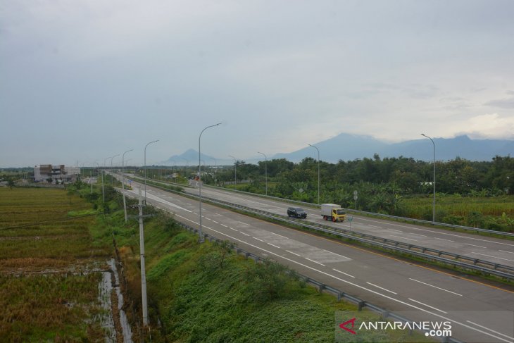 Tol Jombang-Mojokerto Lengang