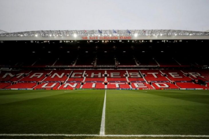 Laba usaha Manchester United tergerus karena virus corona