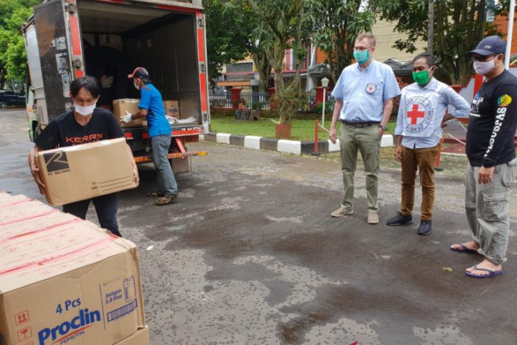 ICRC kirimkan paket bantuan ke LP di Jabar dan Banten cegah COVID-19