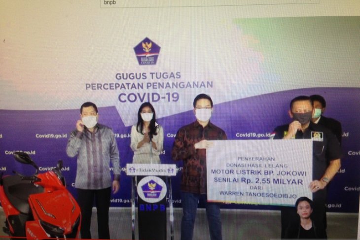 Warren Tanoe ditetapkan pemenang lelang motor listrik Jokowi