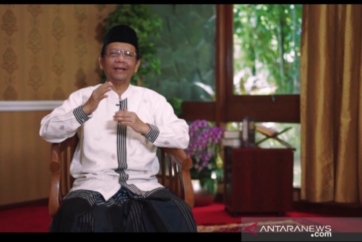 Mahfud MD imbau umat Islam Shalat Idul Fitri di rumah