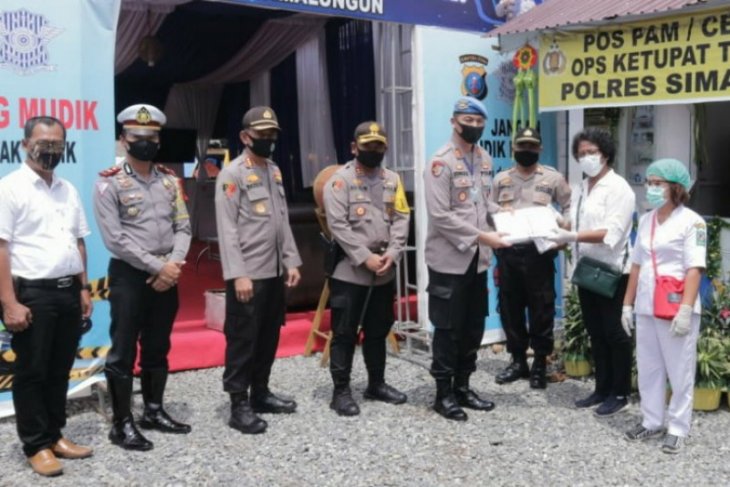 Polda Sumut sambangi Chek Point Dolok Merangir Simalungun