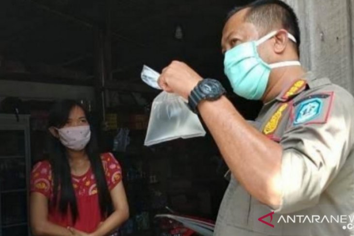 Satu regu personel Satpol PP Bangka amankan pasar tradisional