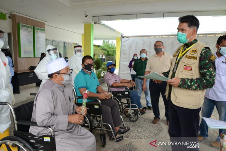 Wali Kota Jambi beri sembako pasien sembuh COVID-19