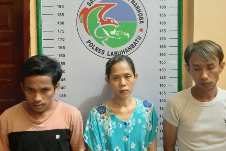 Polres Labuhanbatu gerebek warung tempat peredaran narkoba