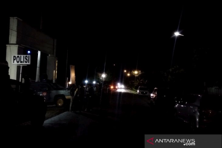 Jalur Jalinsum Batang Angkola macet pasca bentrok warga