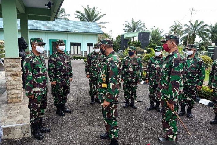 Komandan Korem 042/Gapu minta prajurit TNI tegakkan aturan new normal