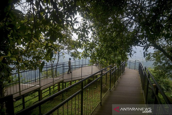 Penerapan pembatasan wisatawan di Tahura Djuanda 