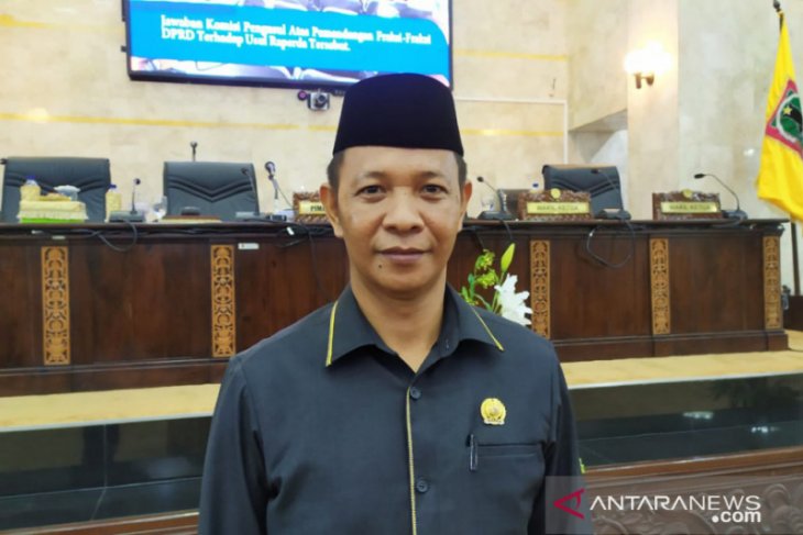 Legislator : penerapan new normal sama
