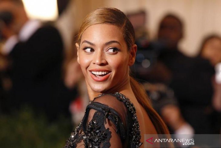 Penyanyi Beyonce luncurkan album visual