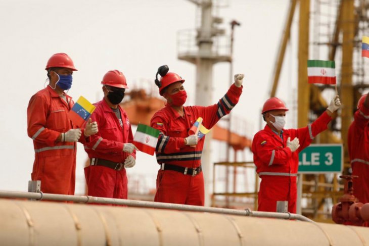 AS buru empat tanker Iran bawa minyak ke Venezuela