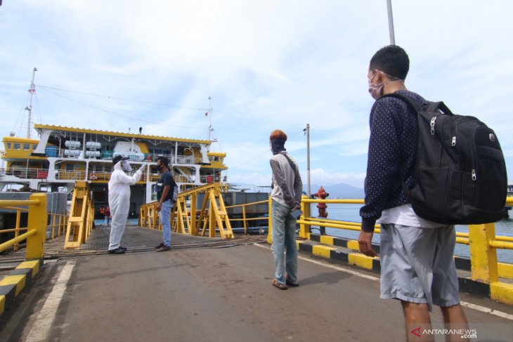 Kapal penyeberangan terapkan tatanan normal baru