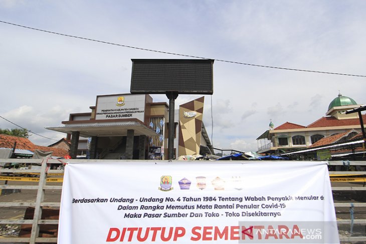 Penutupan pasar Sumber Cirebon 