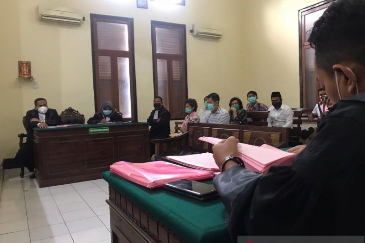 Kasus penggelapan saham Zangrandi, empat bersaudara dituntut 30 bulan penjara