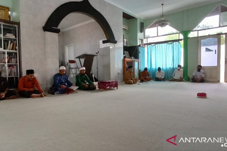 Halal Bihalal Ala Dpmpd Kaltim Di Suasana Covid 19 Antara News Kalimantan Timur Halal Bihalal Ala Dpmpd Kaltim Di Suasana Covid 19 Antara News Kalimantan Timur