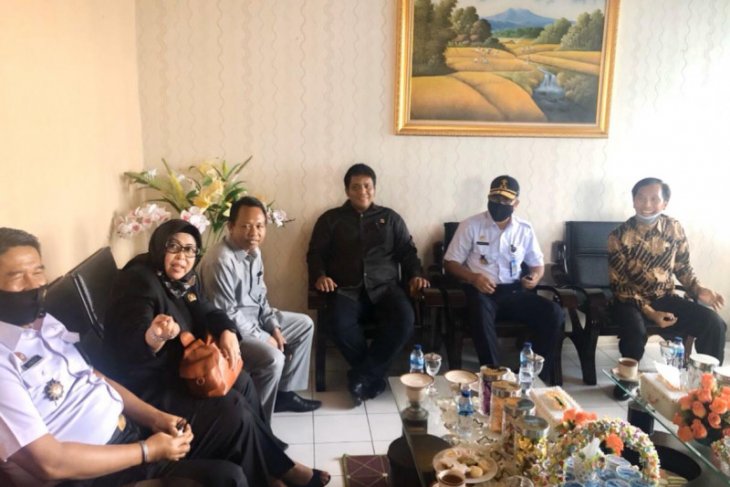 Kunjungi Lapas Jambi, dewan berharap persoalan drainase dapat terselesaikan